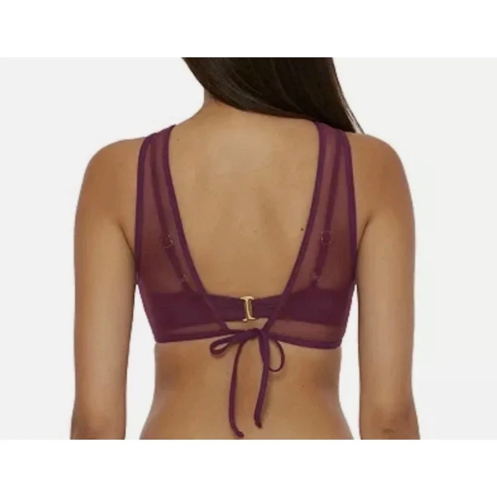 D bra cup bikini